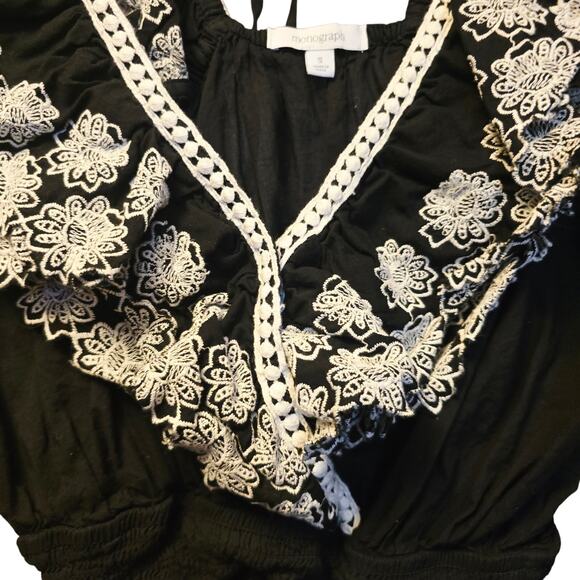 Monograph floral embroidered faux wrap crop top size small - Picture 3 of 5